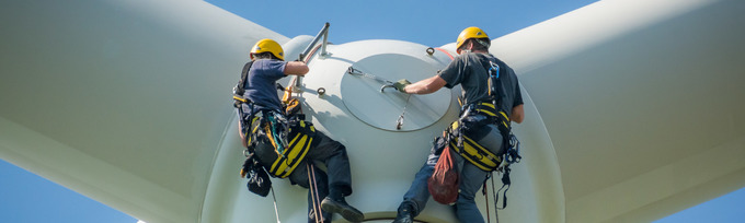 Major Component Exchange  Keeping The Wind Turbines Turning
